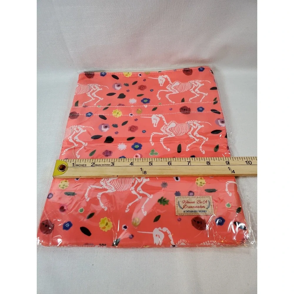 Wanna Be a Dreamer‎ Stationary Series Pink Bones Padded Book Sleeve Protector